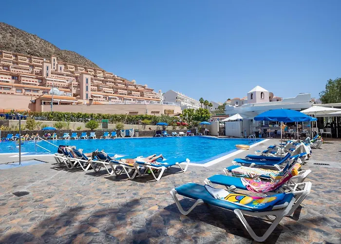 Tranquil Castle Harbour Los Cristianos (Tenerife)